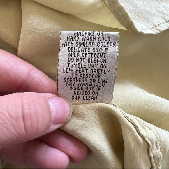 GO by GoSilk Light Chartreuse Yellow/Green 100% Silk Button Up Blouse Size XL - Picture 6 of 6